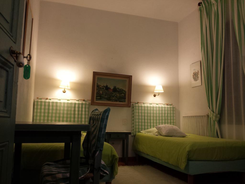Hotel Restaurant L'Aiglon Зонза Стая снимка